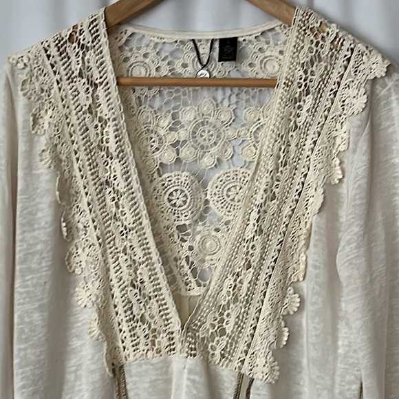 BKE Boutique Boho Cream Crocheted Long Sleeve Tunic Shirt Top **Sz L** 🌸🌸 - Picture 3 of 5